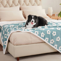 3D Textured Flower Print Waterproof Pet Blanket Blue