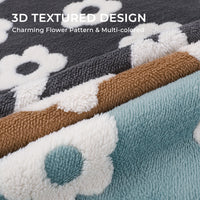 3D Textured Flower Print Waterproof Pet Blanket Blue