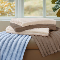 3-pack-washable-warm-fleece-pet-blankets-for-soft#color_brown-beige-blue