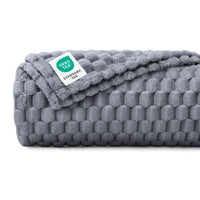 1-Pack 3D Textured Flannel Soft Fleece Pet Blanket for Dogs and Cats